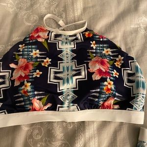 Bathing suit top halter